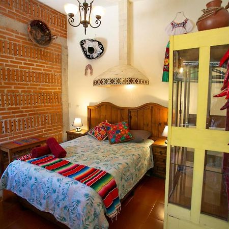Majikal B&B - China Poblana โชลูลา ภายนอก รูปภาพ