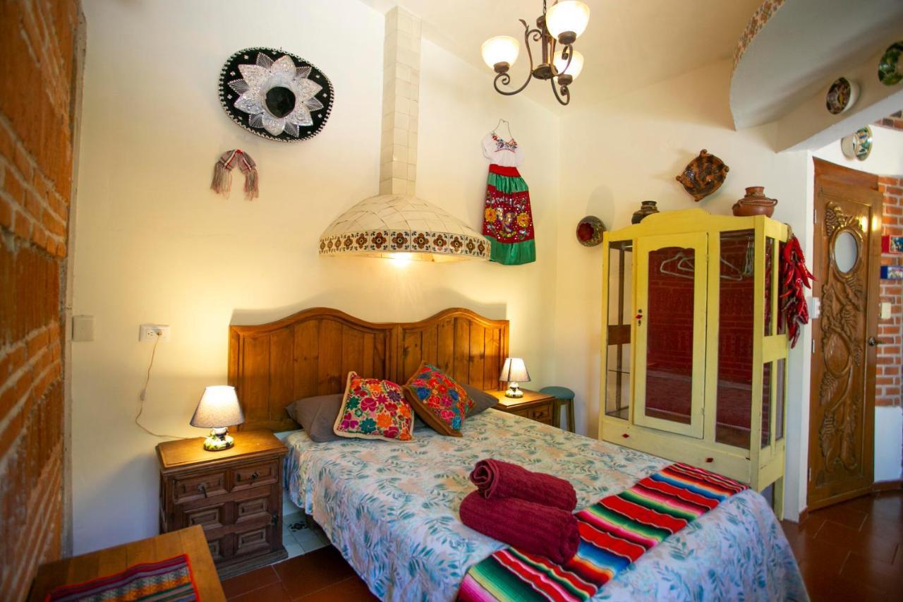 Majikal B&B - China Poblana โชลูลา ภายนอก รูปภาพ